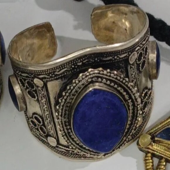 Black Friday Vintage Style Boho Stone Choker Necklace and Cuff - Picture 4 of 4